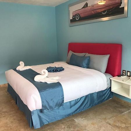 Miami Inn 新巴利亚塔 外观 照片