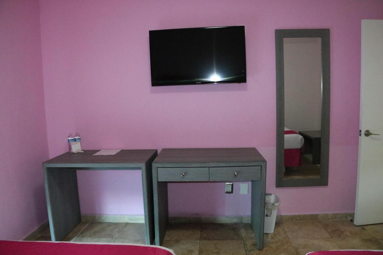 Miami Inn 新巴利亚塔 外观 照片