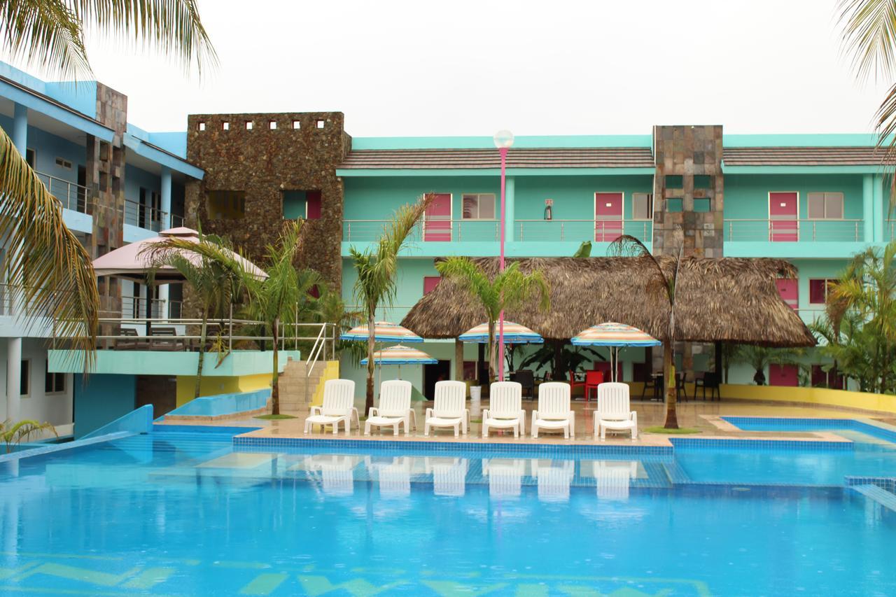 Miami Inn 新巴利亚塔 外观 照片
